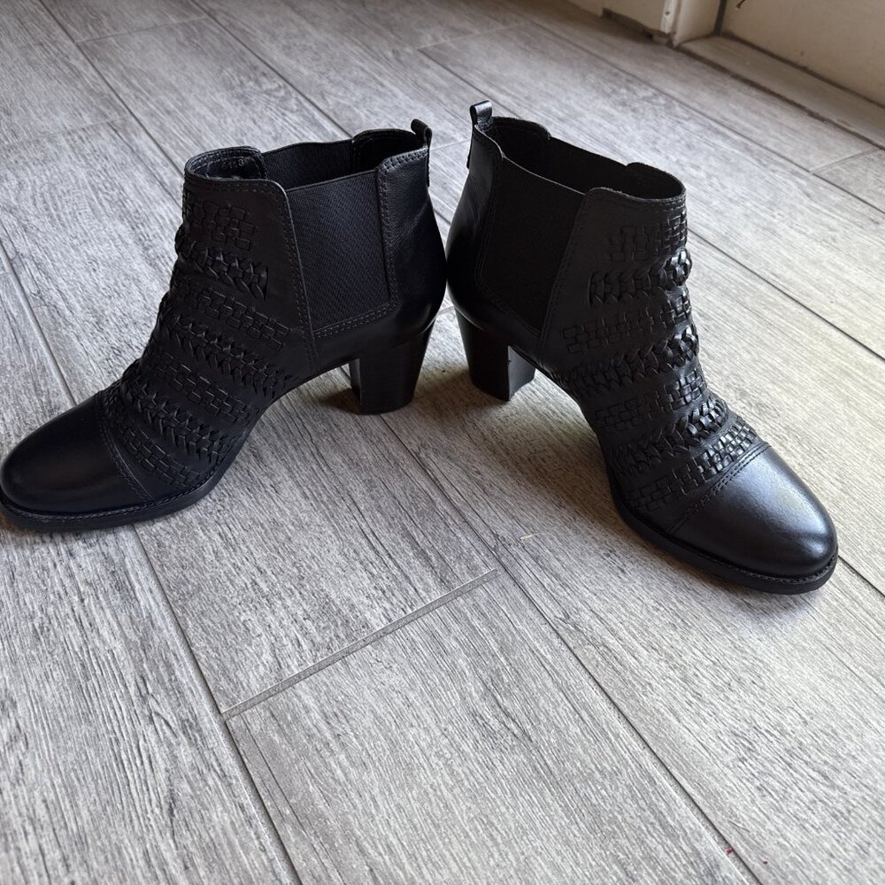 Women’s Brighton Black Silver  Leather Ankle Shoe Boots Size 8 - Picture 6 of 6